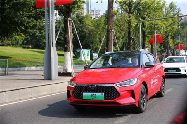 一线城市打拼的年轻人想买车？看看这三款纯电动车，最低不到6万