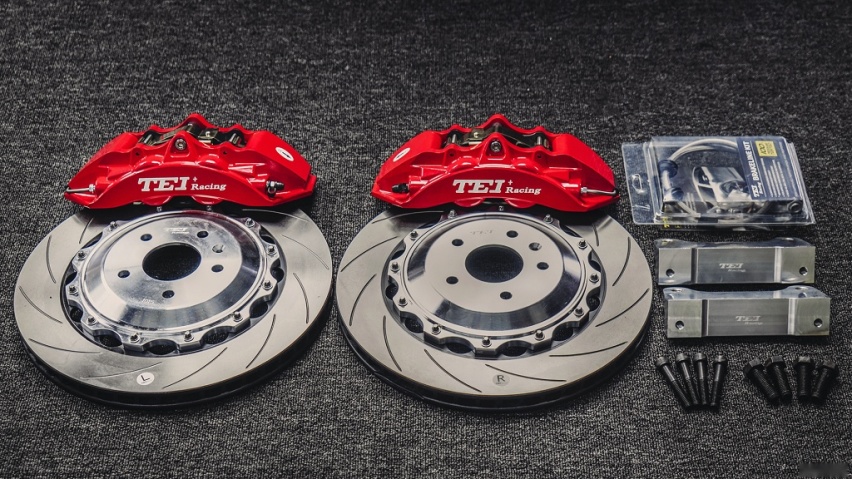 刹车改装案例分享~TEI Racing刹车P40NS+四活塞卡钳套件