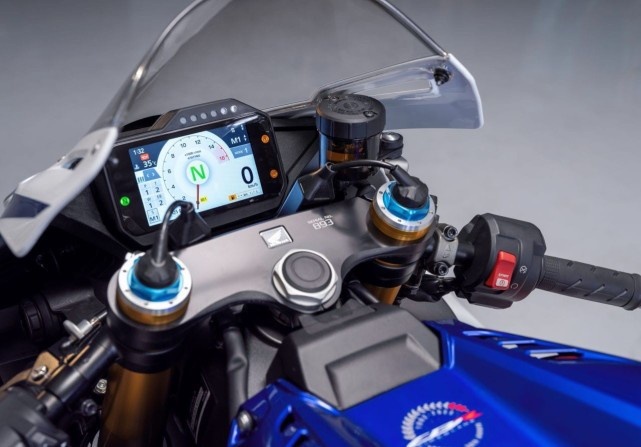 本田CBR1000RR-R特别版上市 纪念火刃诞生30年