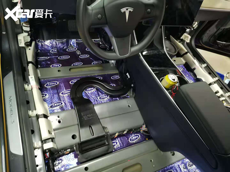 特斯拉model 3汽车隔音改装，有效阻隔汽车噪音！重庆正信
