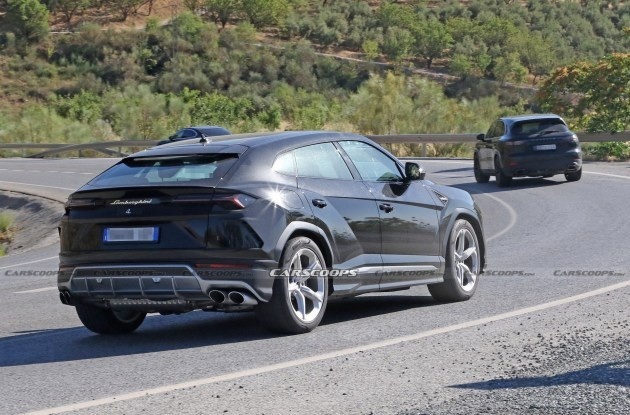 SUV天花板！4.0T V8双涡轮+电动机，兰博基尼Urus PHEV谍照曝光