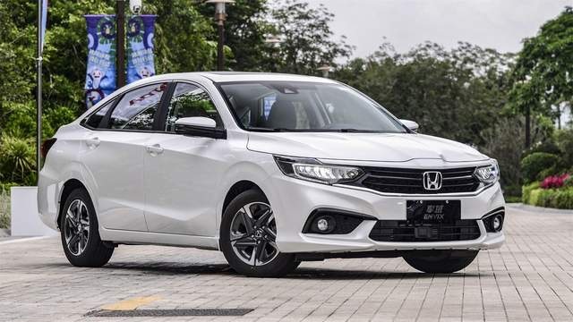 16代皇冠确定引进！35万你会买吗？