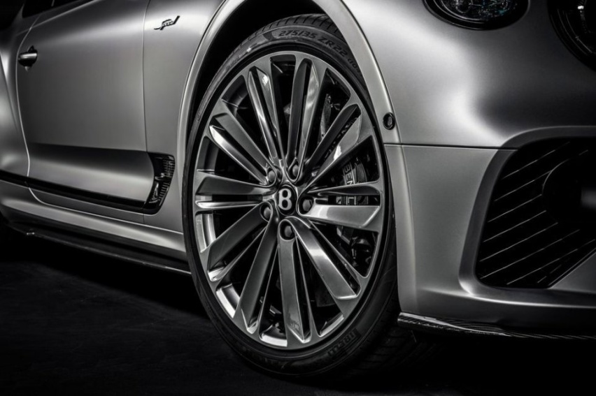6.0T W12引擎加身，史上最强最敏捷的宾利登场