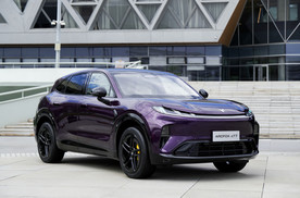 七大超预期 品鉴智美AI越级大五座SUV 极狐阿尔法T7
