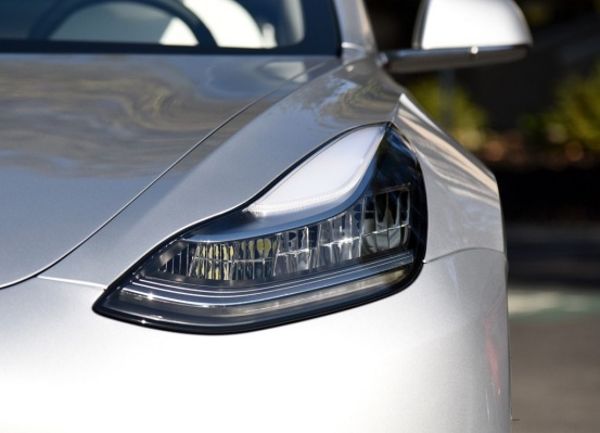 特斯拉的新车怎么样？Model 3值得入手吗