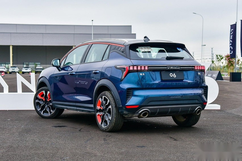 年轻人的第一辆SUV，10-15万推荐这三款，颜值高品质好
