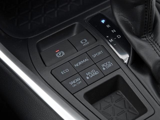 同是日系四驱SUV，20万左右，欧蓝德和RAV4谁性价比更高