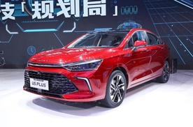 外观更运动，内置双联屏，这款即将上市的BEIJING U5 PLUS仅