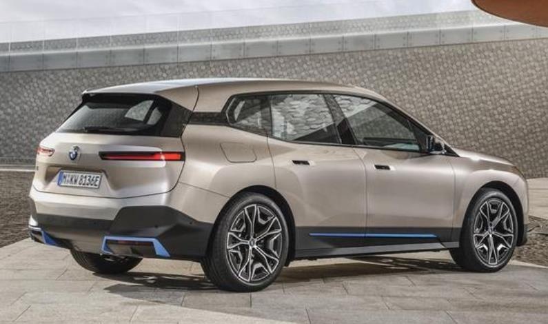 全新宝马iX海外开售，60万买中大型纯电SUV