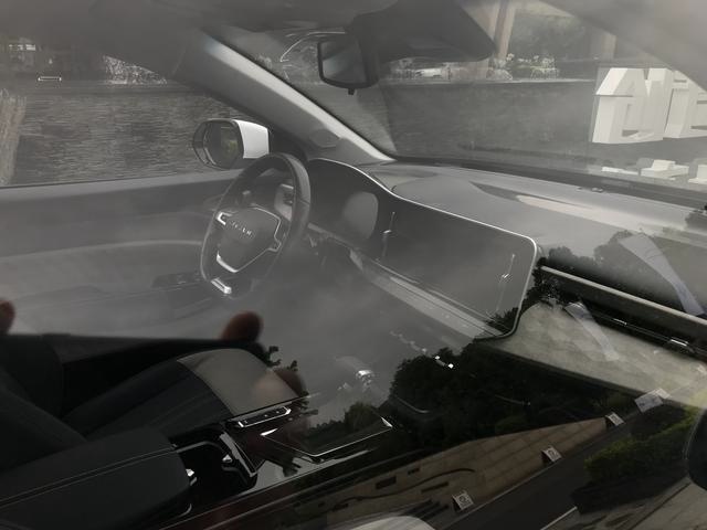 新宝骏RM-5实车，造型前卫，或成下个爆款国民MPV？