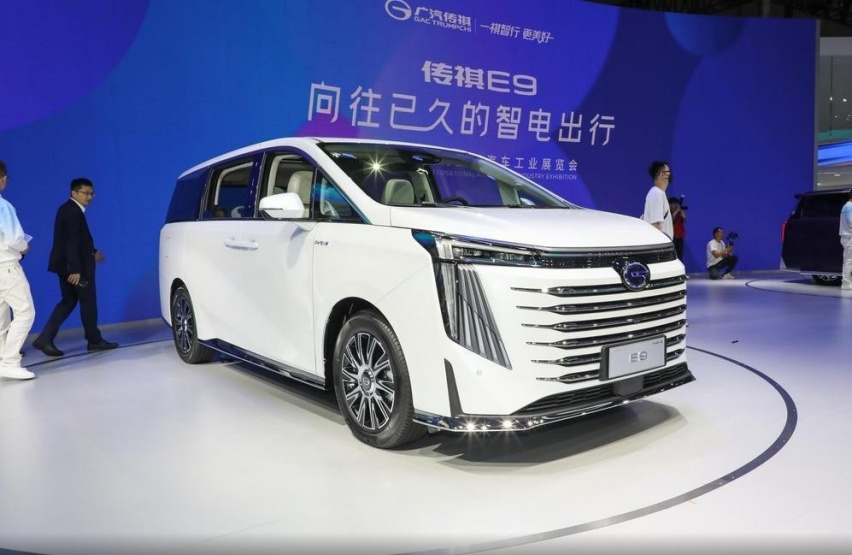 奶爸车新物种？家用7座插混MPV，传祺E9、腾势D9谁更好