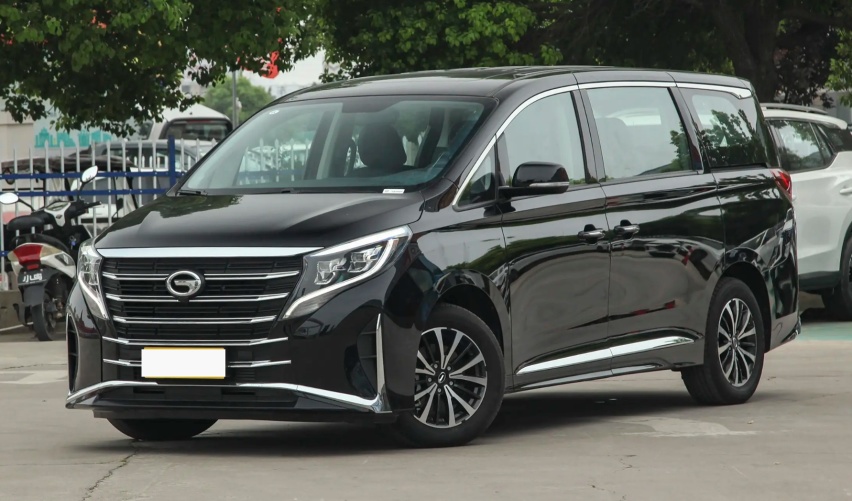 “成熟男人”的MPV，长超5米+2.0T+8AT，15万拿下