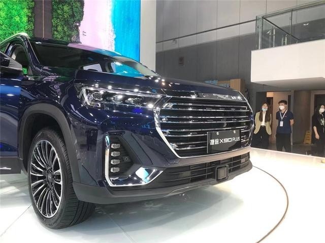 国产中型SUV力作，捷途X90 PLUS，既能装又能跑！
