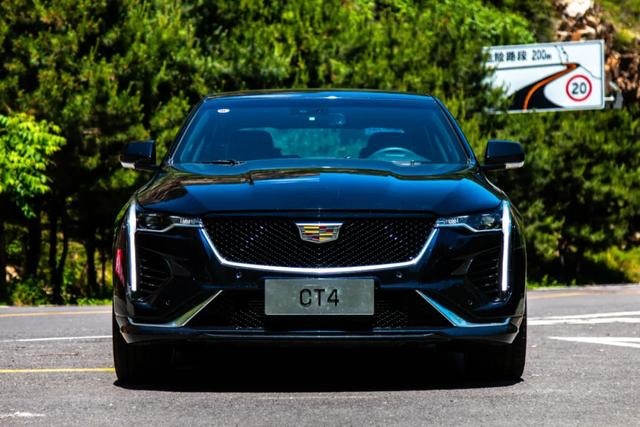 后浪们，20来万的CT4够浪不？