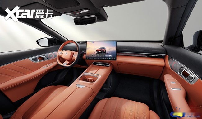 南京数智工厂挂牌 全新深蓝S07上市交付 售15.69万元起