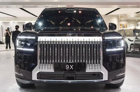极氪9X预售47.99万起，新豪华旗舰，能打过问界M9？