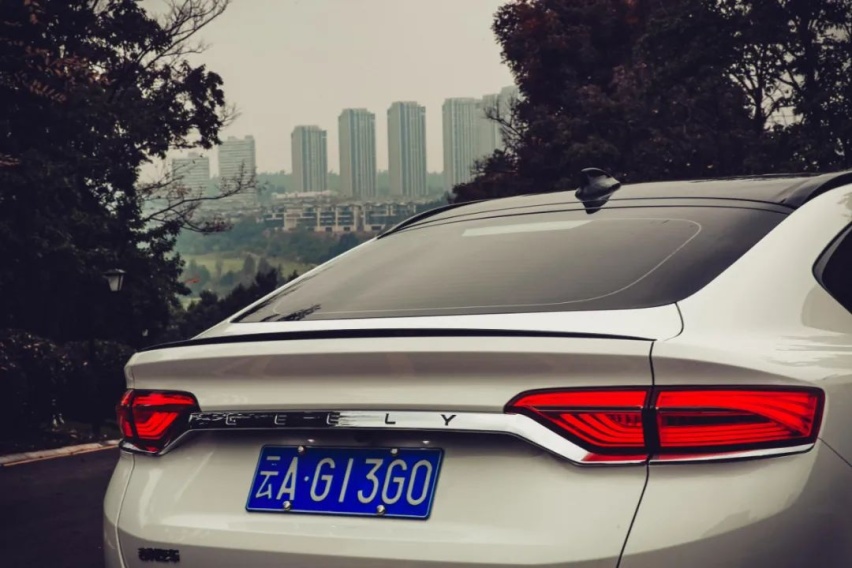 同为运动型 Coupe SUV，吉利星越S为啥更香？