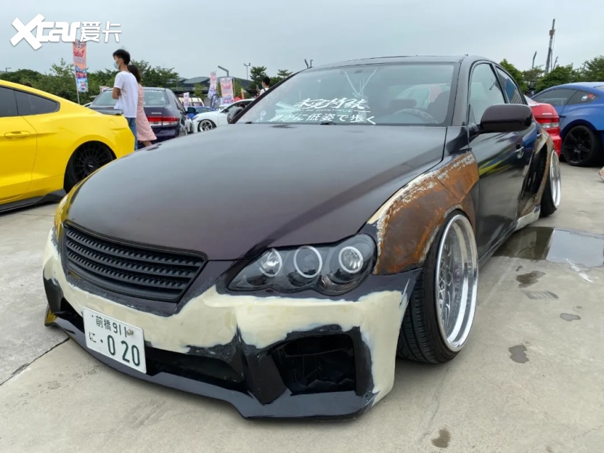 伊拉克战损外观的改装车,是半成品还是故意为之?-爱卡汽车爱咖号