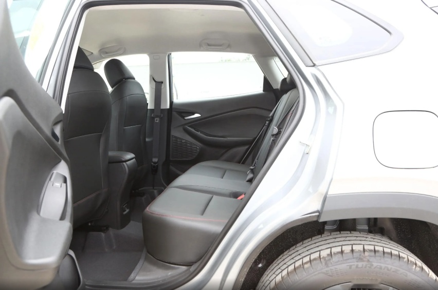 美系硬派SUV，10万多已上市！黑武士造型，全系1.5T+CVT
