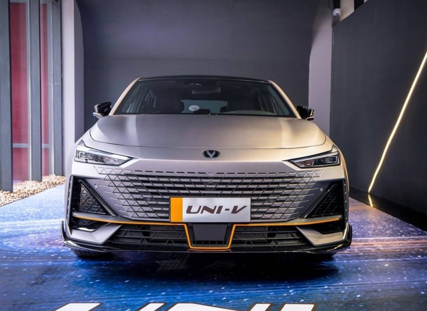 长安UNI-V正式上市，10.89万元起售，同级无对手？