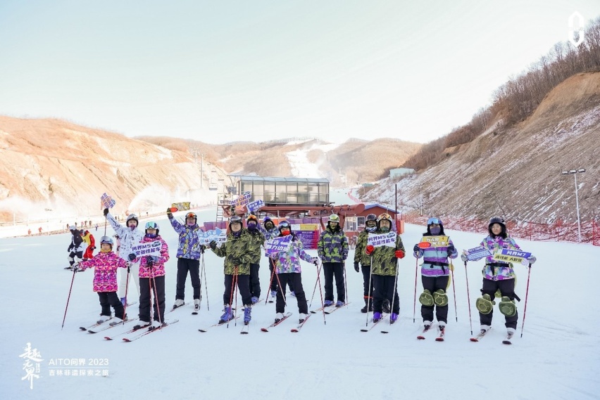 趣无界丨冰雪智驾 趣探边境民俗风情
