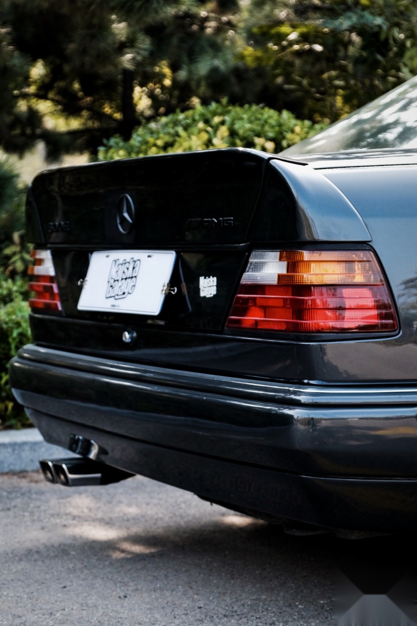 珠联璧合之作:梅赛德斯—奔驰E500AMG(W124)