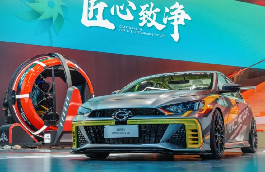 2021上海车展丨广汽传祺影豹内饰首次公布，战机布局太惹眼