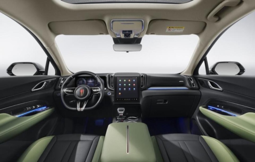 入局紧凑型SUV！搭载燃油/混动动力，红旗HS3售14.58万元起