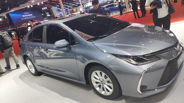 上海车展:一汽丰田卡罗拉双擎实车
