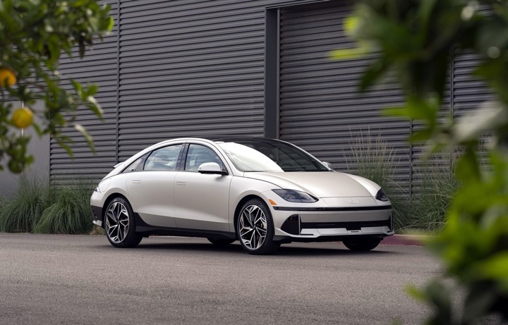 美规现代 IONIQ 6 公布售价，这不比特斯拉Model 3香？