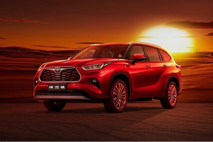 全新汉兰达2.0T+四驱车型补位，会是比混动版更好的选择？