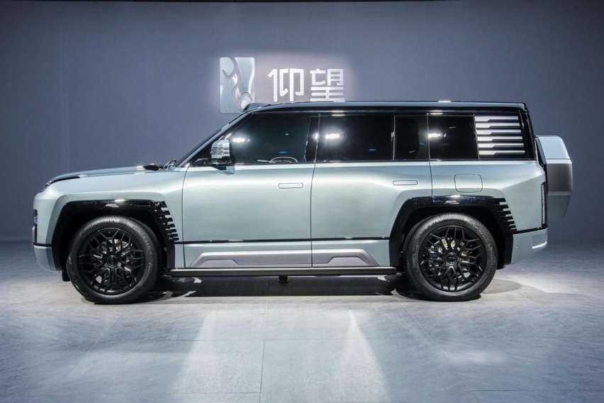 比亚迪顶流新车,外观很霸气,内饰很豪华,上海车展开启预售
