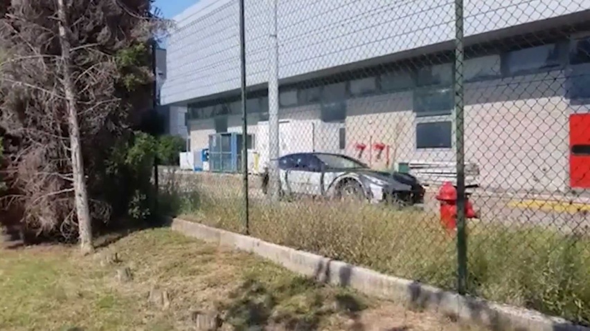 法拉利起诉某基金会，称其SUV名称被“盗用”，3月5日开庭