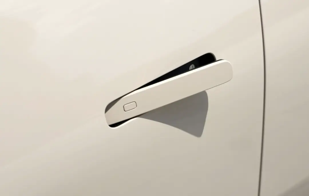 工信部出手，隐藏式门把手被按下“减速键”