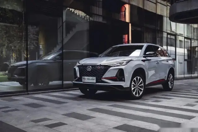 双星闪耀，十月长安CS55、CS75均突破20000