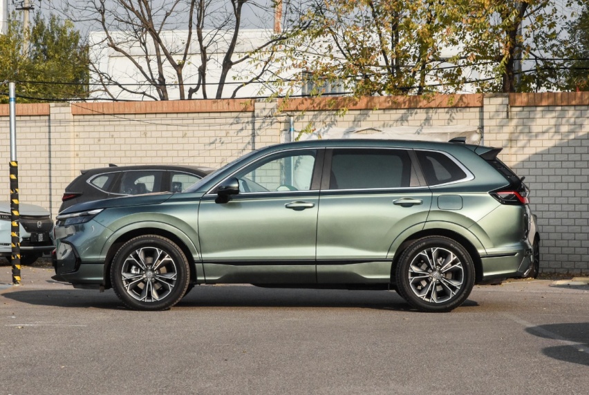 15至20万家用SUV，大五座奔腾T99和7座版皓影怎么选择？