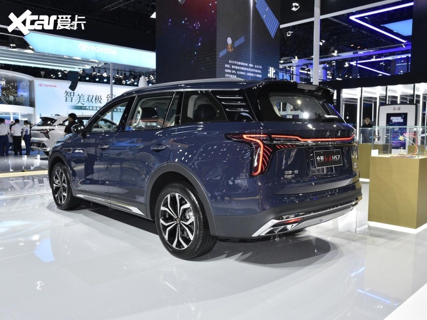 真正的C级豪华SUV，比奔驰GLE更大更强，价格却便宜44.4万
