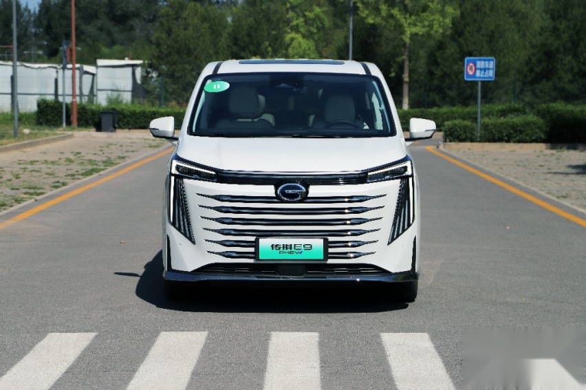 畅销MPV的最后一块拼图？试驾广汽传祺E9