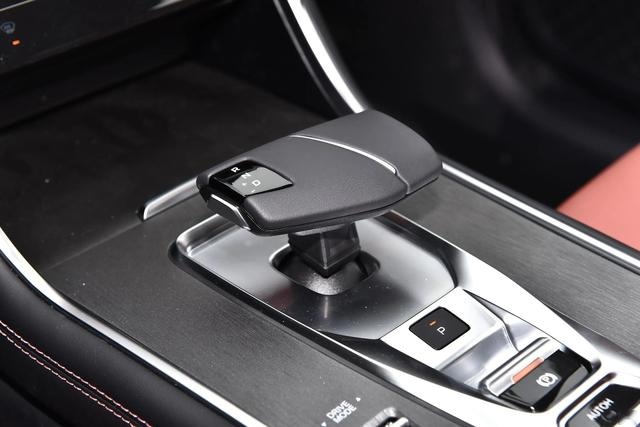2024款长安CS75畅享版上市，升级电子挡把，售价10.39万元起