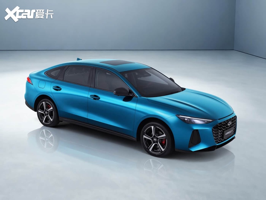 全新奇瑞艾瑞泽7官图发布，造型似奥迪，或1.5T动力