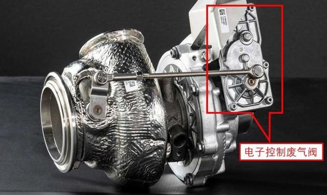 堪称地表最强2.0T，奔驰新 M139发动机有点意思