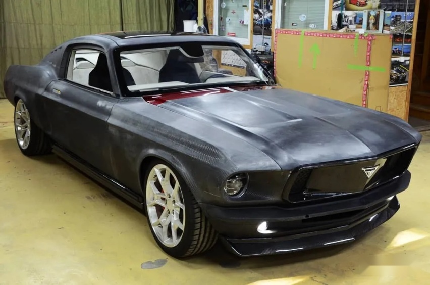 披着Mustang外壳的特斯拉Model S？840马力电动缝合怪来袭