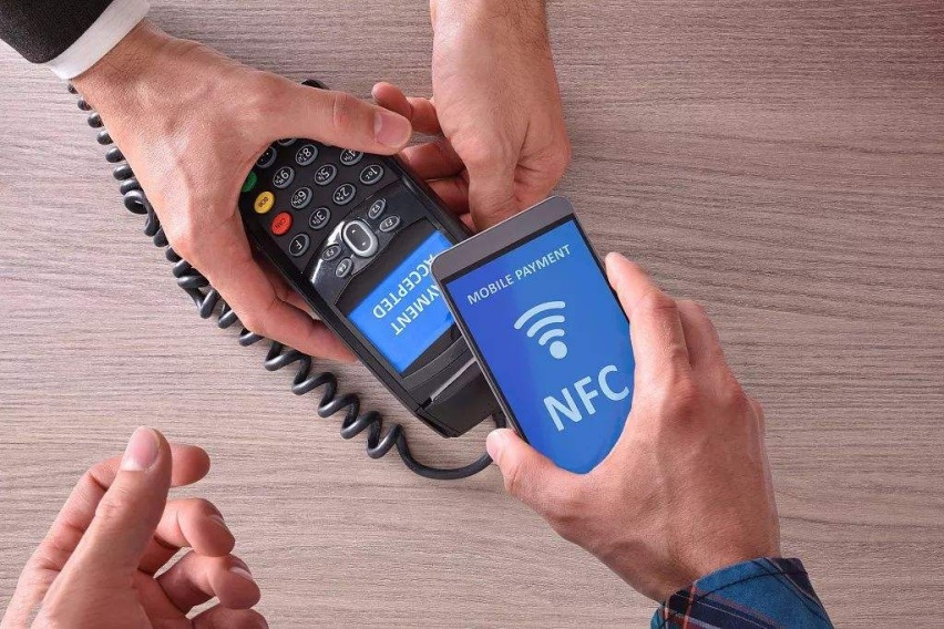 汽车又出“黑科技”，NFC车钥匙是个啥？