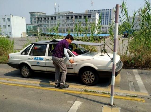买车只要自动挡？老司机说掌握这些技巧，手动挡才是男人最爱