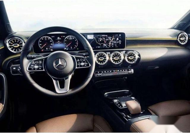买入门级豪华车，一定要看这几款，档次高又便宜，最低22万入手