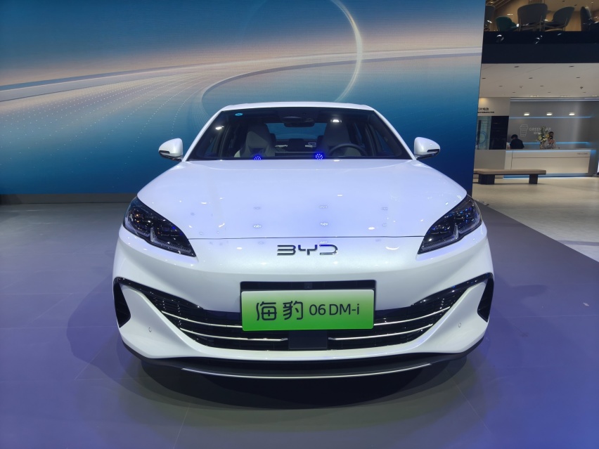 2024重庆车展秦LDM-i海豹06DM-i上市发布 9.98万起售