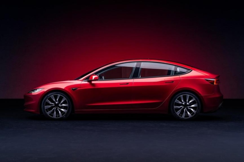 奇瑞和华为强强联手，智界S7上市，和Model 3比怎么样