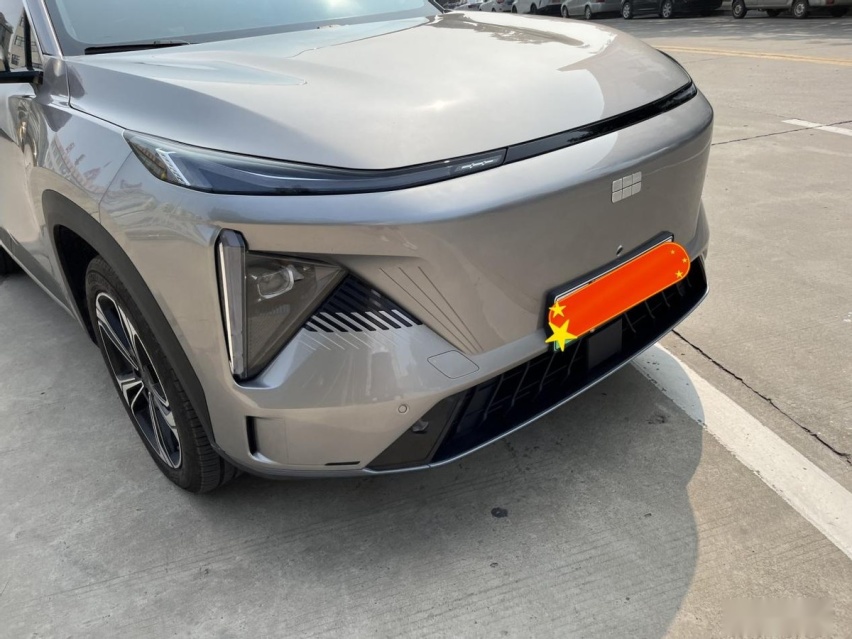 15万混动SUV，你选银河L7还是宋PLUS DMI？
