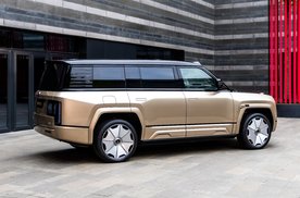 比亚迪最贵SUV？速通-仰望U8L鼎世版！