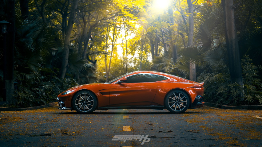 阿斯顿马丁 V8 Vantage